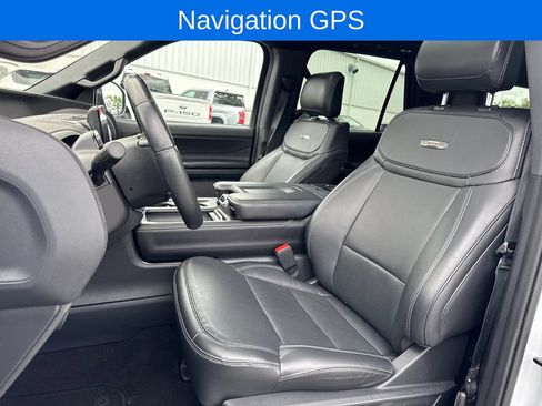 Used 2025 Ford Expedition Max Platinum w/ Stealth Appearance Package AWD/4WD image 10