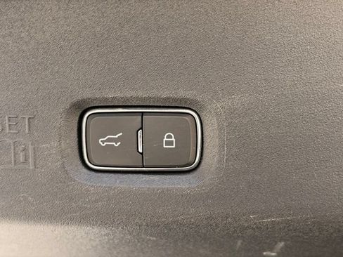 Used 2025 Ford Expedition Max Platinum AWD/4WD image 15