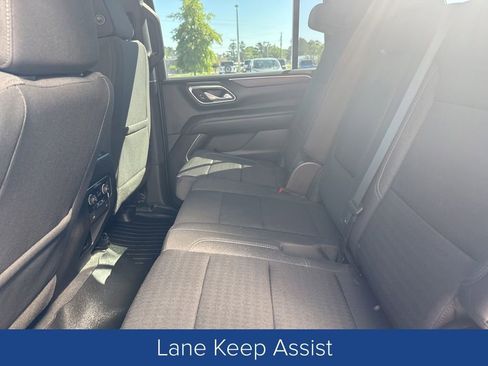Used 2023 Chevrolet Suburban LS RWD image 14