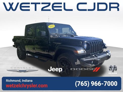 Used 2021 Jeep Gladiator Sport AWD/4WD image 1