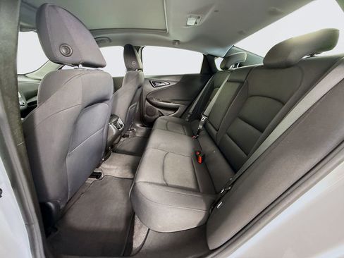 Used 2024 Chevrolet Malibu LT FWD image 25