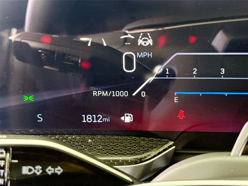 Used 2026 Cadillac Escalade V w/ LPO, ONYX Package image 17