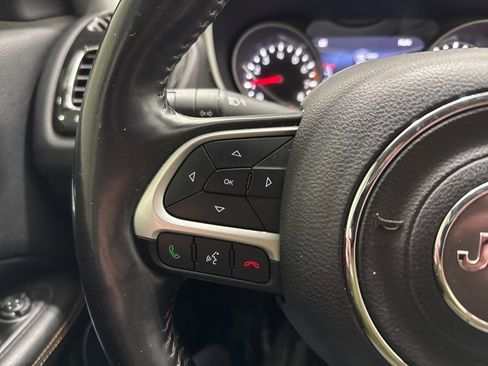 Used 2018 Jeep Compass Limited w/ Navigation Group image 22