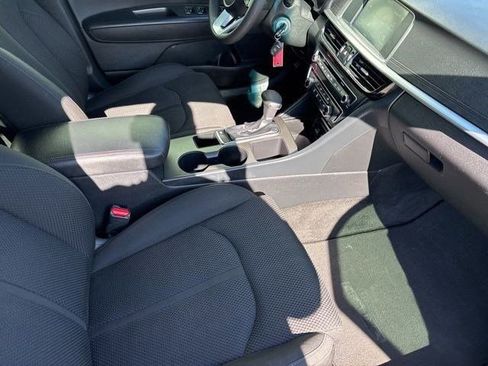 Used 2020 Kia Optima LX image 36