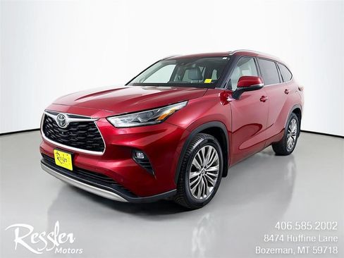 Used 2021 Toyota Highlander Platinum AWD/4WD image 1