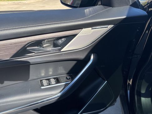 Used 2022 Jaguar F-PACE S image 14