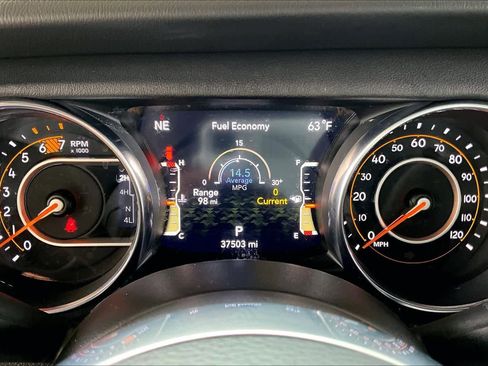 Used 2023 Jeep Wrangler Unlimited Sahara image 23