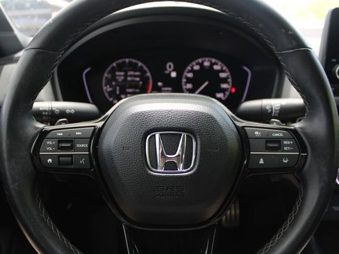 Used 2025 Honda Civic Sport image 11