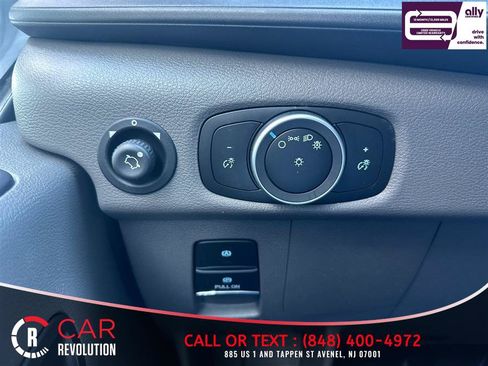 Used 2021 Ford Transit 250 Medium Roof RWD image 30