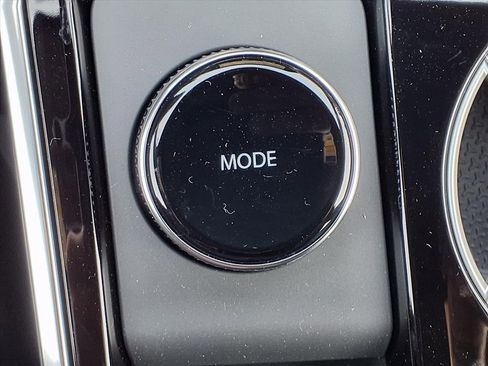 New 2026 Chevrolet Equinox LT w/ Convenience Package II image 10