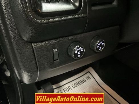 Used 2015 GMC Canyon SLT w/ Driver Alert Package image 15