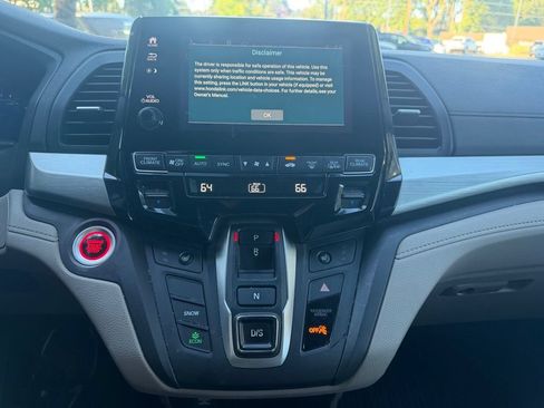 Used 2018 Honda Odyssey EX-L image 21