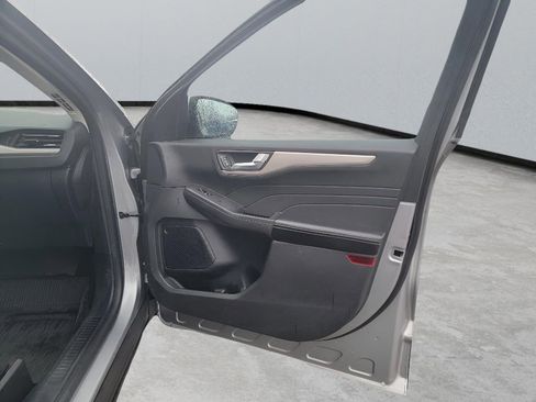 Used 2021 Ford Escape SEL image 32