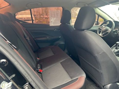 Used 2020 Nissan Versa SR image 16