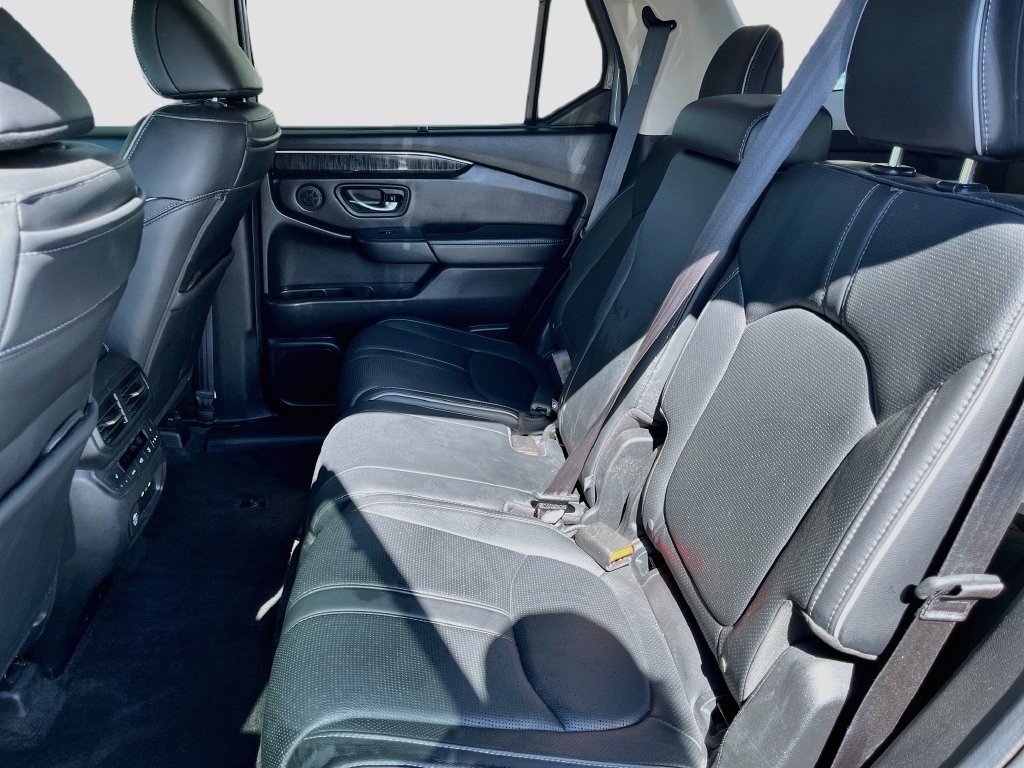 Used 2024 Honda Pilot Elite image 26
