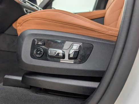 Used 2025 BMW X5 xDrive40i image 19