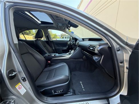 Used 2017 Lexus IS 200t w/ Navigation System Package RWD image 11