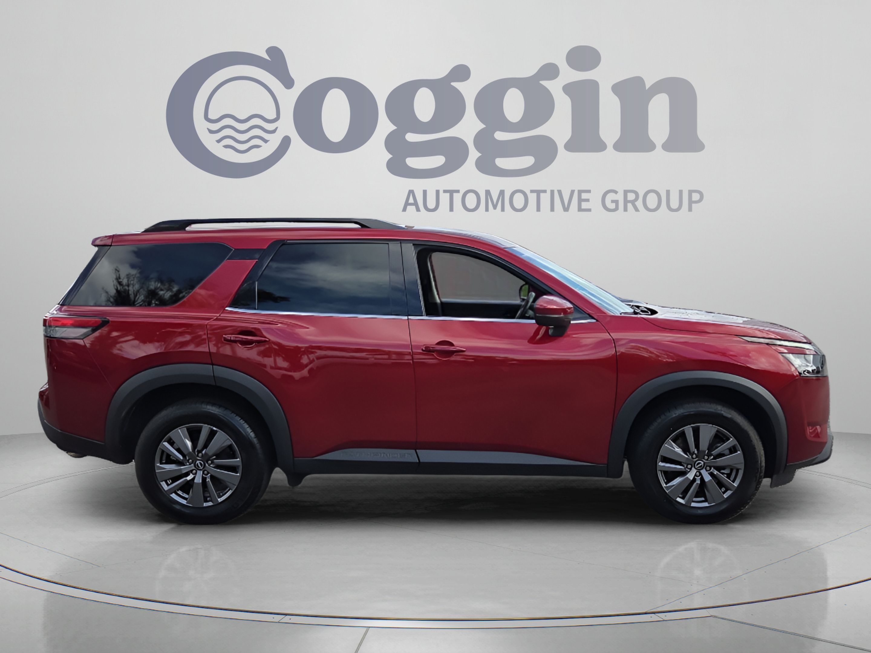 Used 2024 Nissan Pathfinder SV AWD/4WD image 6