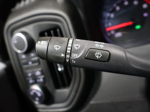 Used 2025 Chevrolet Silverado 2500 Custom w/ Custom Value Package image 33