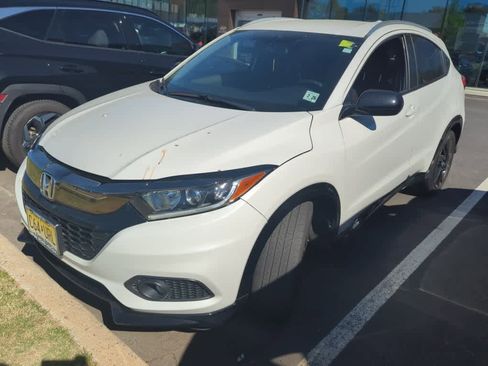 Used 2021 Honda HR-V Sport image 2