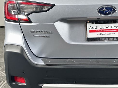 Used 2024 Subaru Outback Limited AWD/4WD image 17