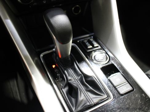 Used 2024 Mitsubishi Eclipse Cross SEL image 21