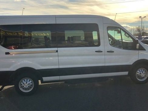 Used 2024 Ford Transit 350 XLT image 9