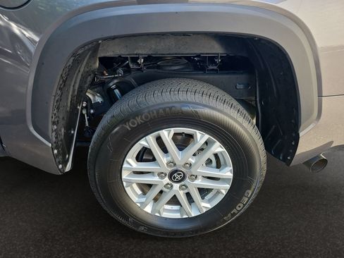 Used 2025 Toyota Tundra SR5 w/ SR5 Premium Package AWD/4WD image 47