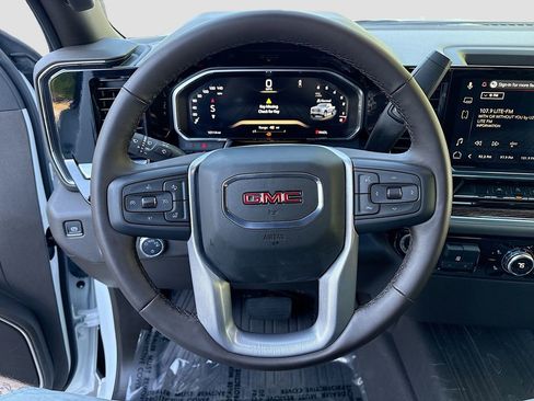 Used 2026 GMC Sierra 1500 SLE w/ LPO, GMC Protection Package RWD image 11