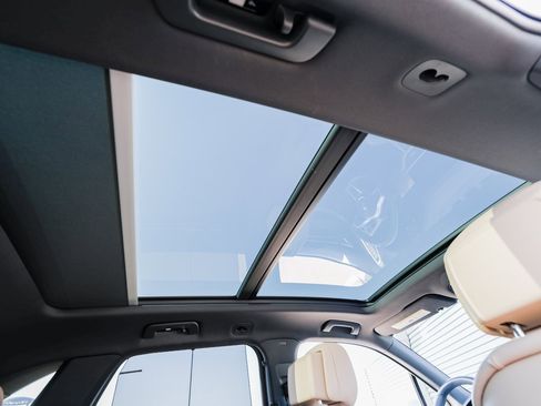 Certified 2023 Porsche Cayenne image 29