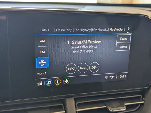 Used 2024 Chevrolet Trax RS w/ Sunroof Package image 28