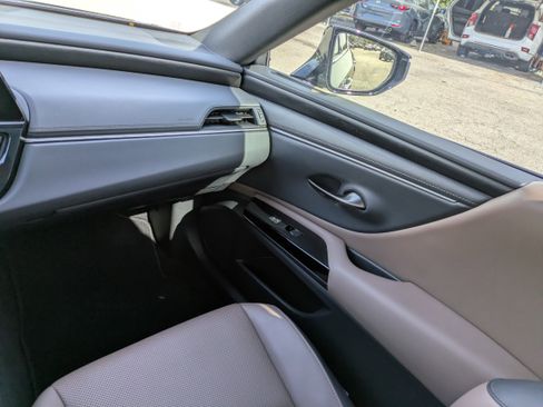 Used 2022 Lexus ES 350 w/ Premium Package FWD image 15