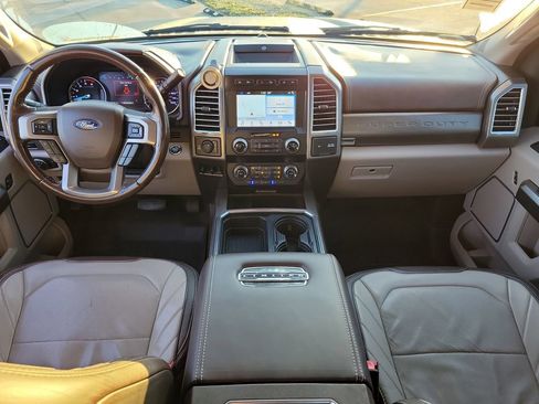 Used 2019 Ford F250 Limited w/ FX4 Off-Road Package AWD/4WD image 15
