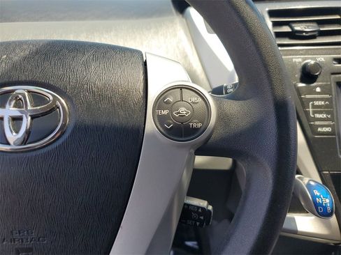 Used 2014 Toyota Prius V Two image 23