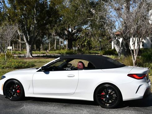 Used 2022 BMW 430i Convertible w/ M Sport Package image 4