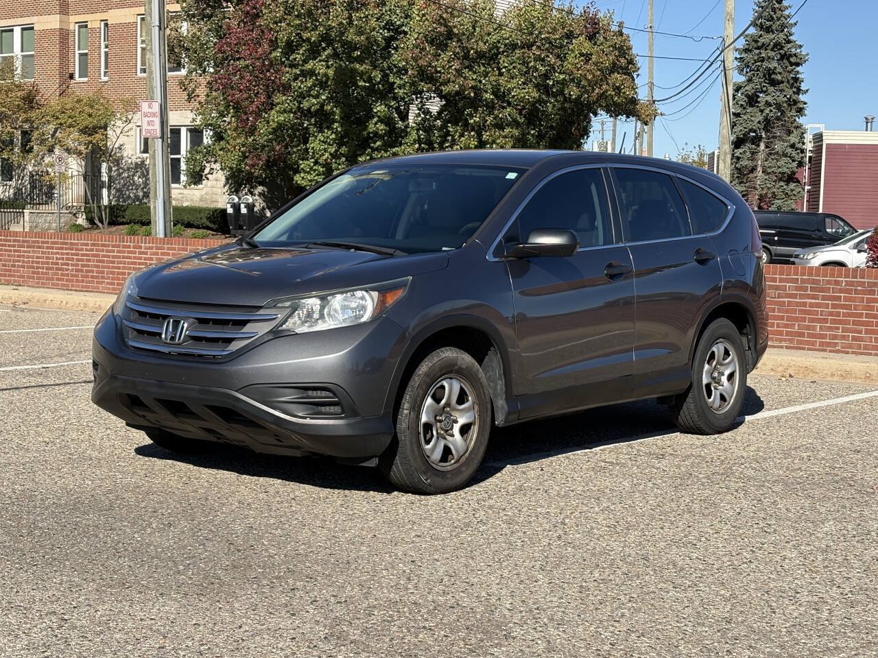 Used 2014 Honda CR-V LX image 2
