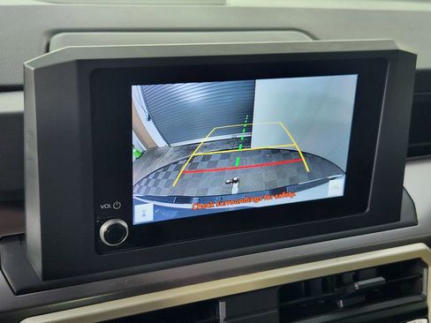 Used 2025 Toyota Tacoma TRD Sport AWD/4WD image 20