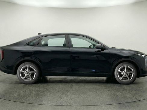 Used 2025 Kia K4 FWD image 11