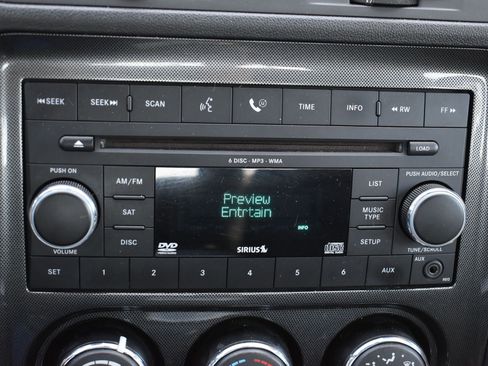 Used 2009 Dodge Challenger R/T w/ Sound Group RWD image 21