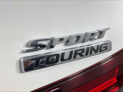 Used 2025 Honda Civic Sport Touring image 10