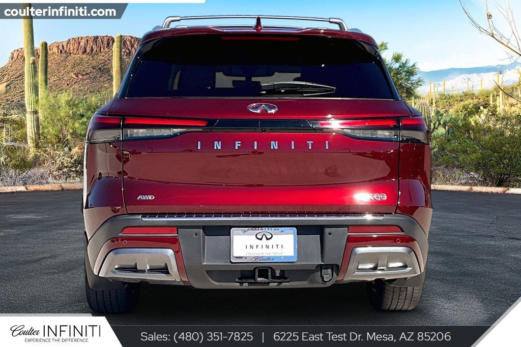 Used 2023 INFINITI QX60 Sensory w/ Vision Package AWD/4WD image 4