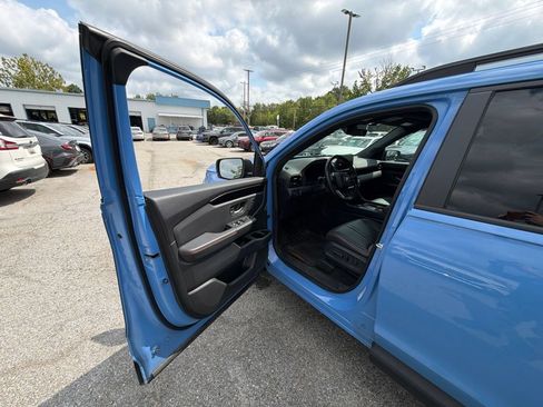 Used 2024 Honda Pilot TrailSport image 13