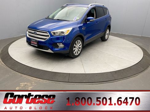 Used 2018 Ford Escape Titanium AWD/4WD image 1