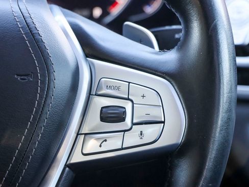 Used 2019 BMW 740i w/ Executive Package image 30