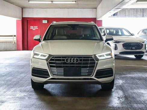 Used 2019 Audi Q5 2.0T Premium Plus w/ Premium Plus Package AWD/4WD image 6