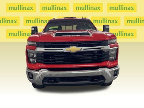 Used 2025 Chevrolet Silverado 2500 LT w/ Leather Package image 15