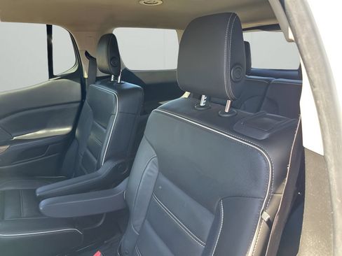 Used 2019 GMC Acadia Denali w/ LPO, Floor Liner Package FWD image 20
