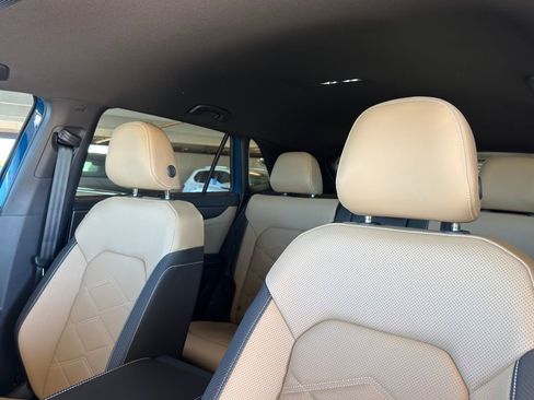 New 2026 Volkswagen Atlas Cross Sport SE FWD image 12