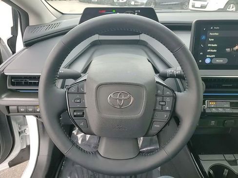 Used 2025 Toyota Prius Limited image 15