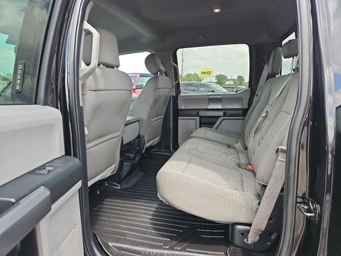 Used 2018 Ford F150 XLT w/ Equipment Group 302A Luxury AWD/4WD image 14